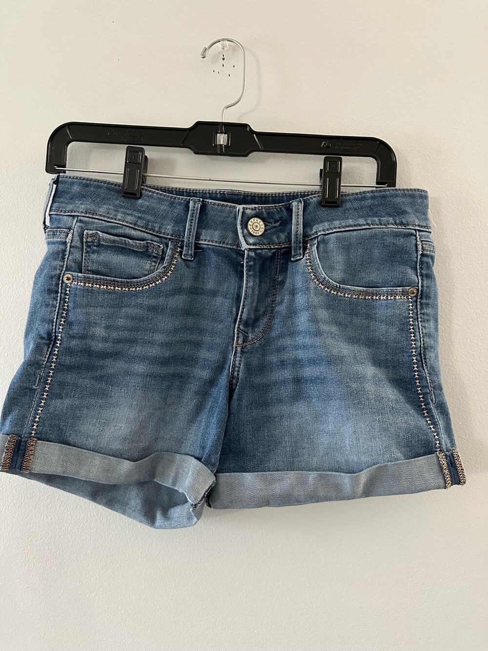 Express Shorts Women's 4 Denim Jean Shorts Midi Low Rise Medium Wash Blue